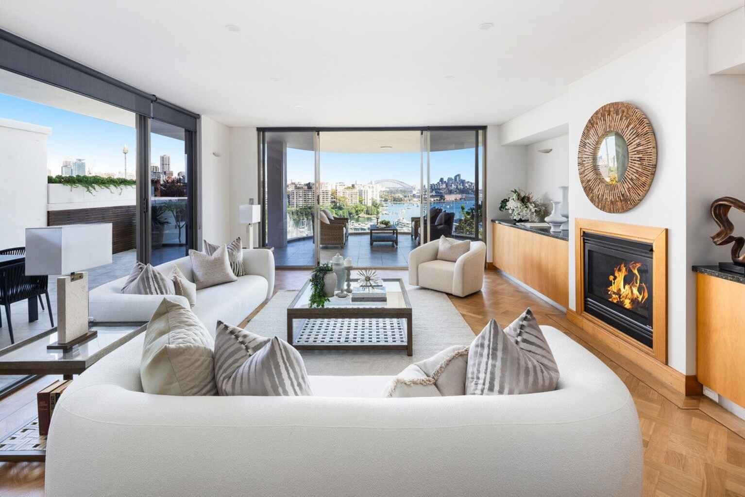 1/50 Mona Road Darling Point