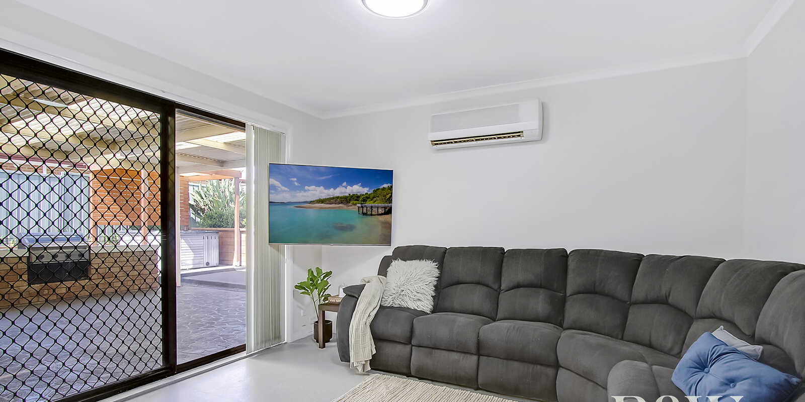 68 Windrush Circuit St Clair