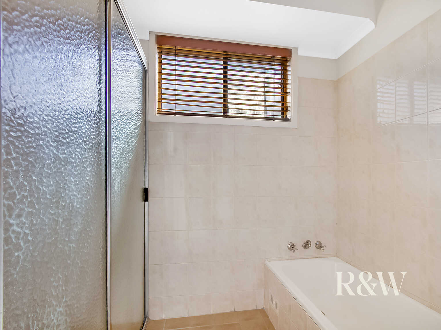 68 Windrush Circuit St Clair