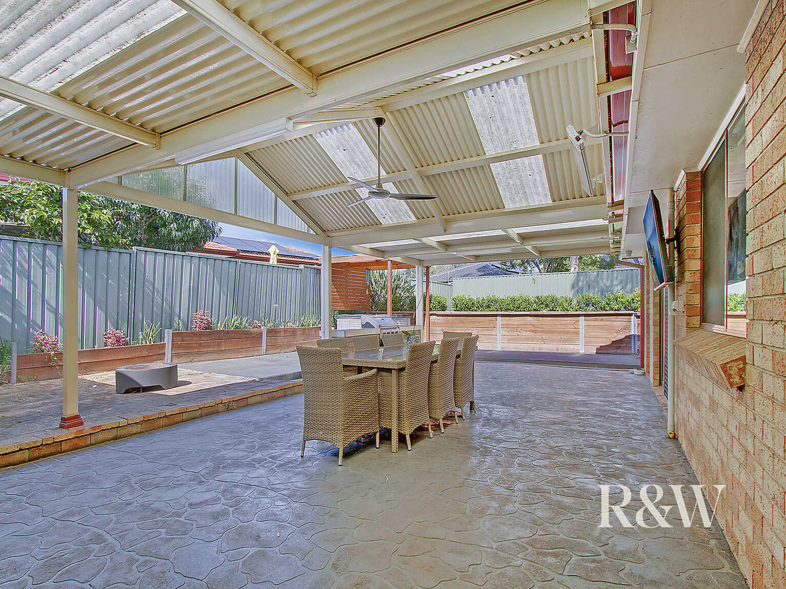 68 Windrush Circuit St Clair