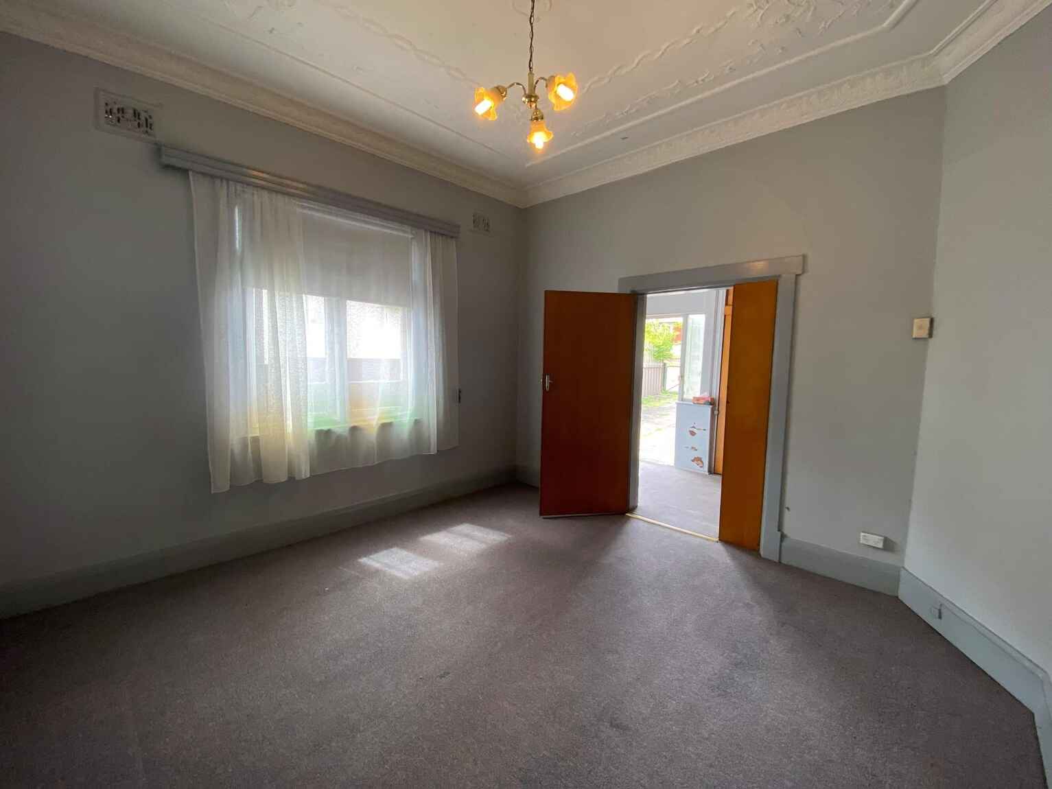 1/8 Swan Ave Strathfield