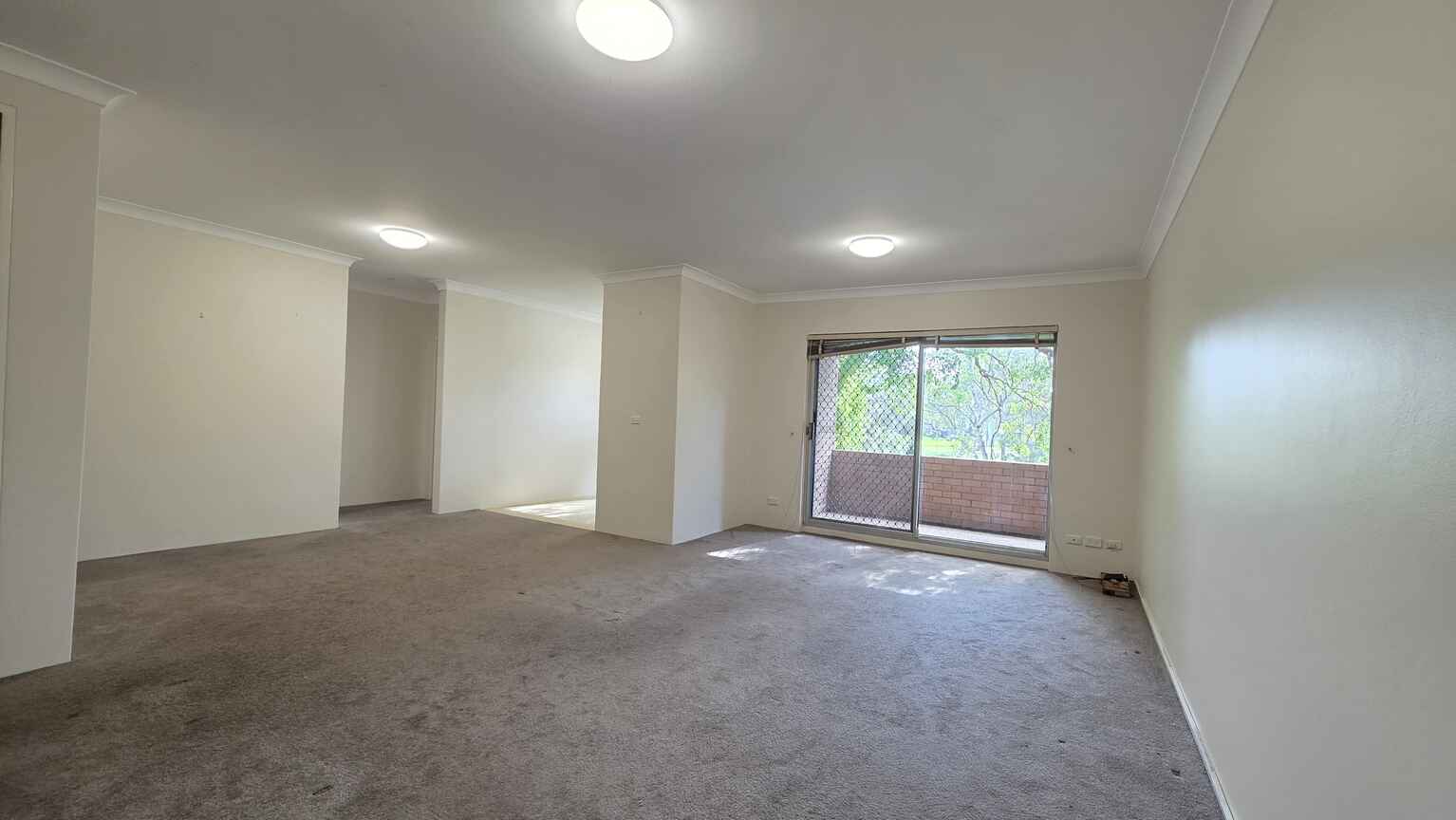 8/184 Sandal Cres Carramar