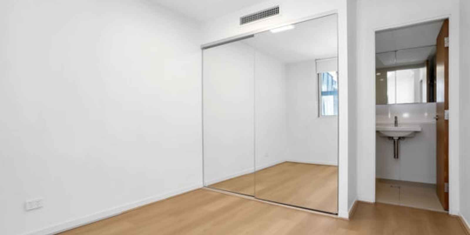 7410/55 Forbes Street West End 7410/55 Forbes Street West End