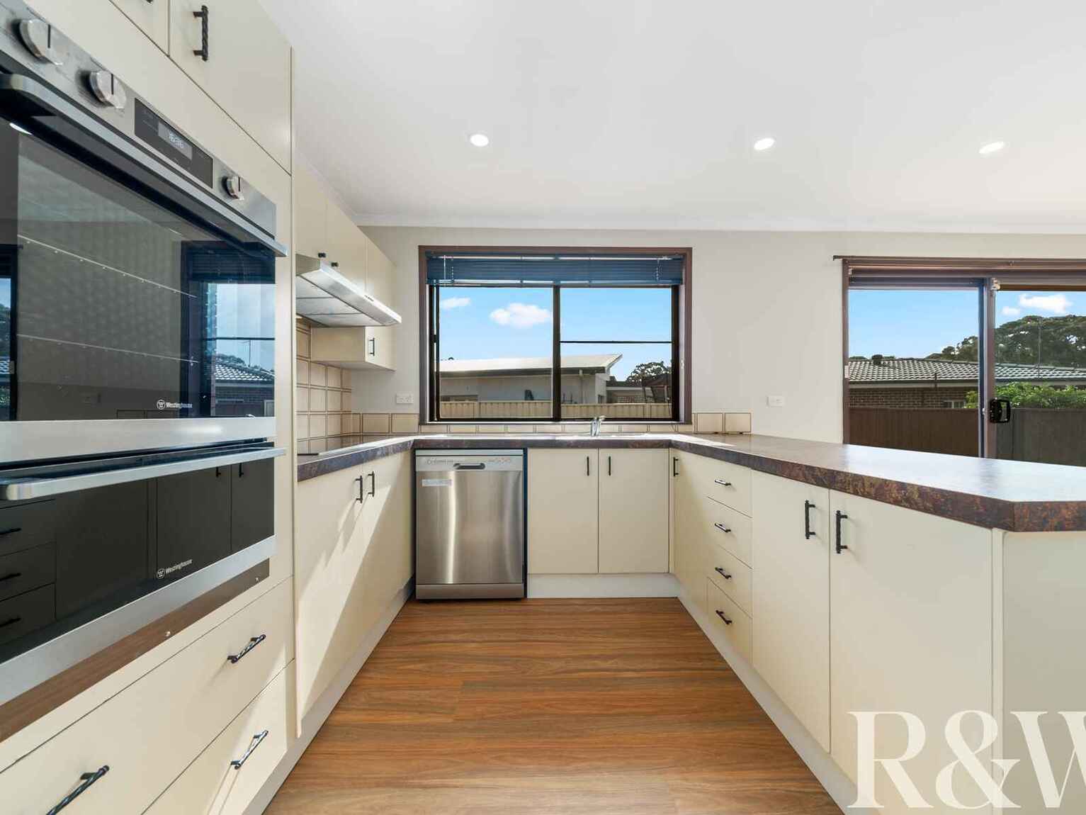 20 Arundel Park Drive St Clair