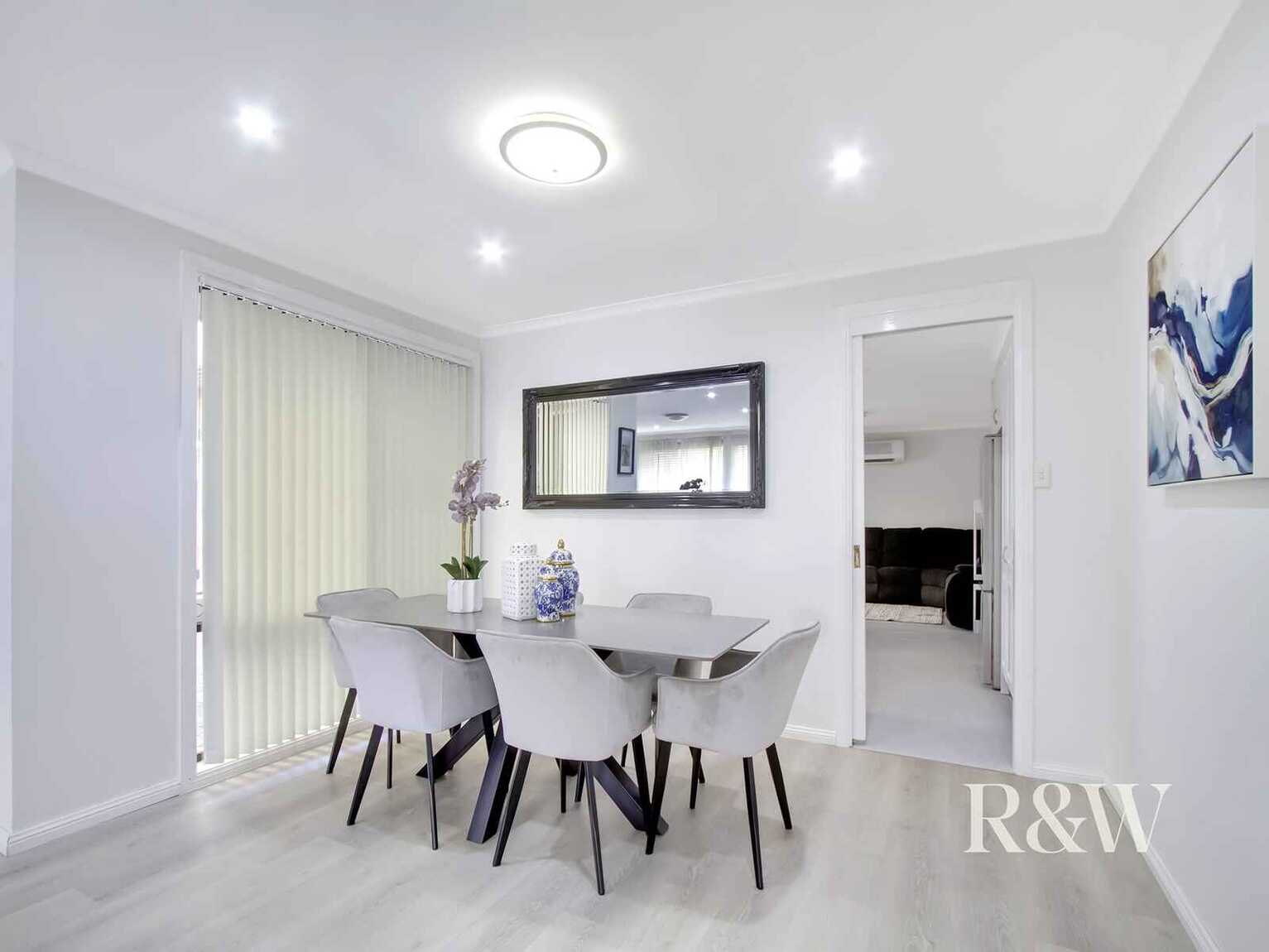 68 Windrush Circuit St Clair