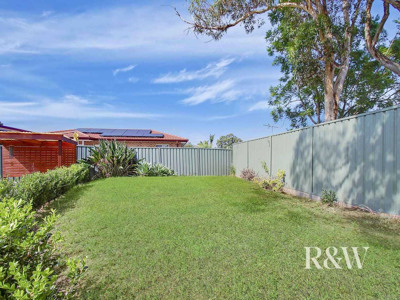 68 Windrush Circuit St Clair