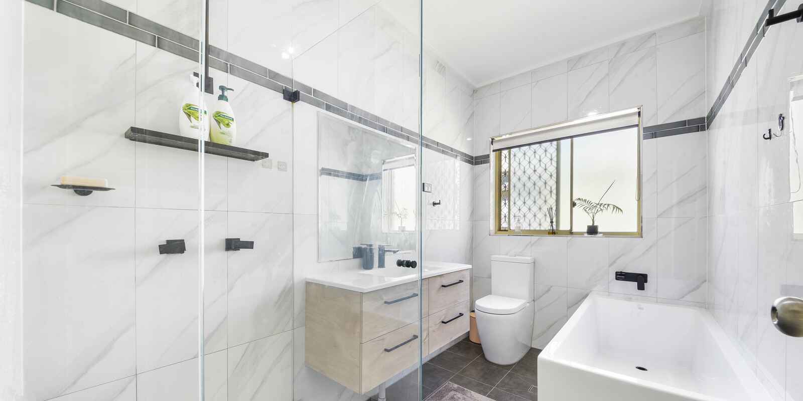 3/68 Greenacre Road Greenacre