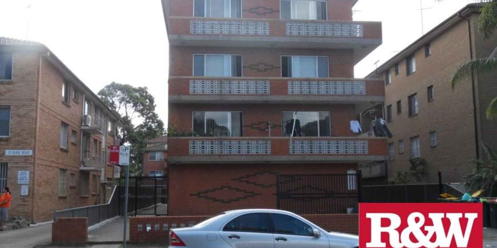 1/27 Park Road, Cabramatta