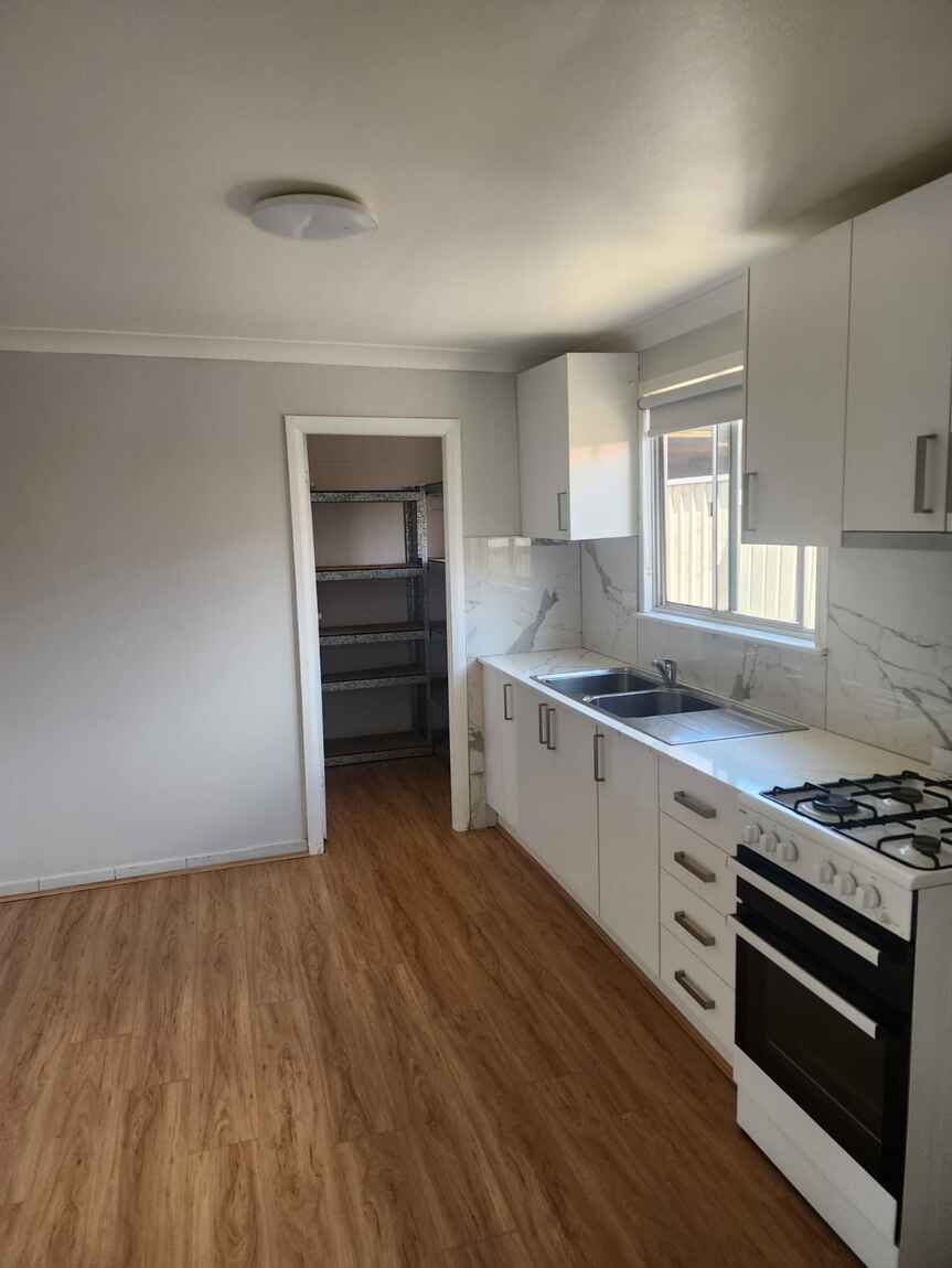 16 Newhaven Avenue Blacktown