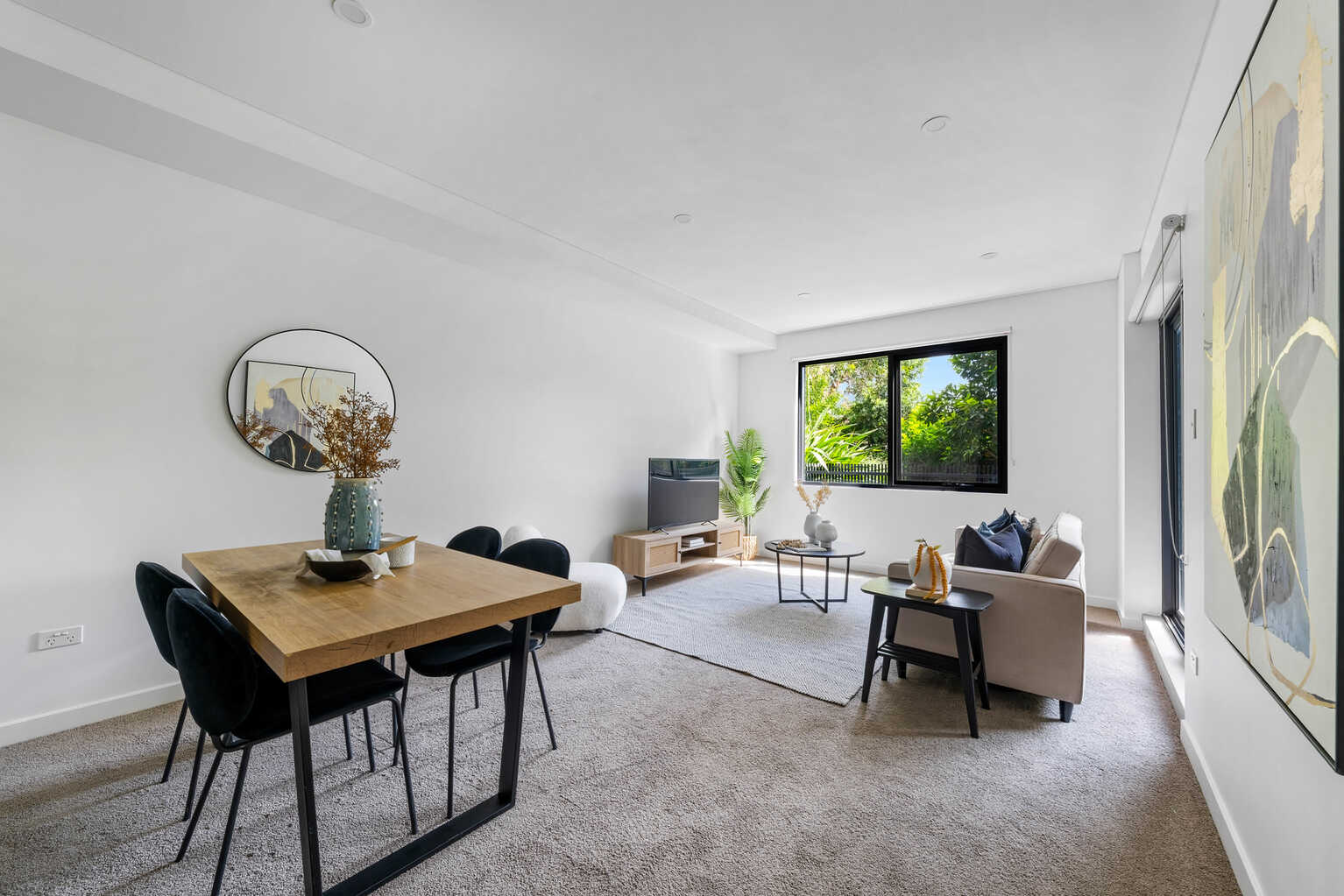 G07/19-25 Robey Street Mascot G07/19-25 Robey Street Mascot