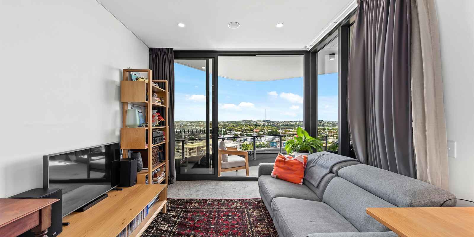1705/62 Logan Road Woolloongabba 1705/62 Logan Road Woolloongabba