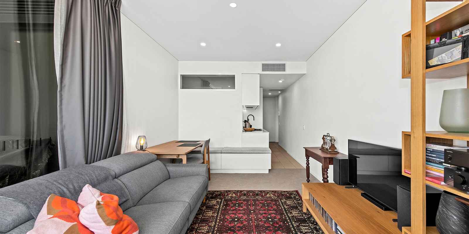 1705/62 Logan Road Woolloongabba 1705/62 Logan Road Woolloongabba