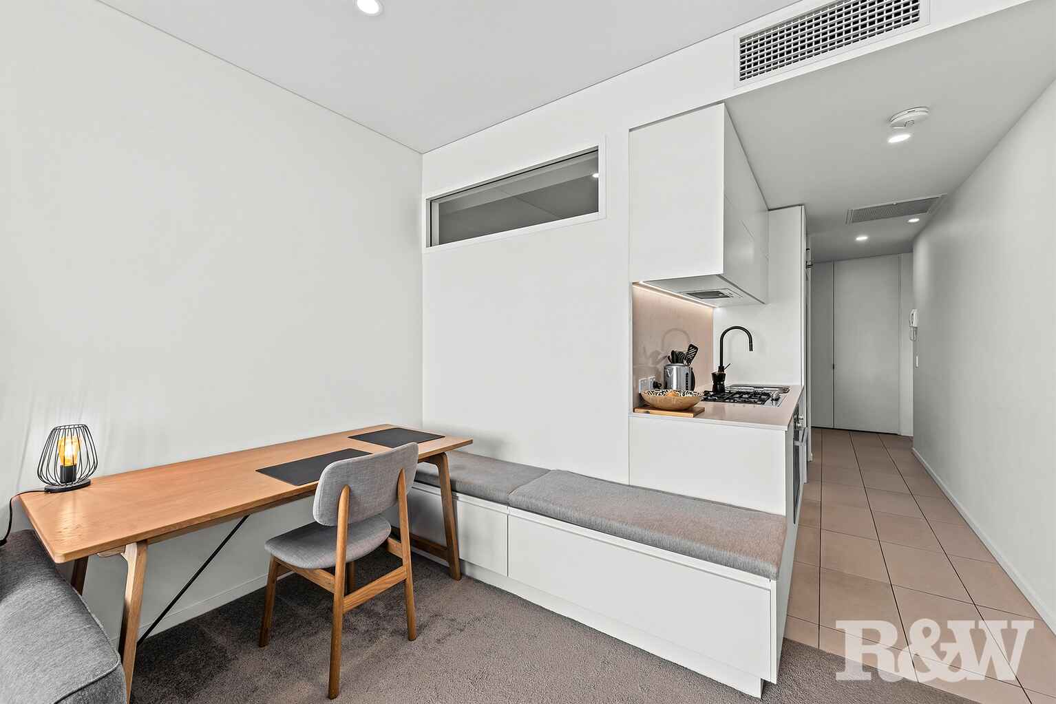 1705/62 Logan Road Woolloongabba 1705/62 Logan Road Woolloongabba