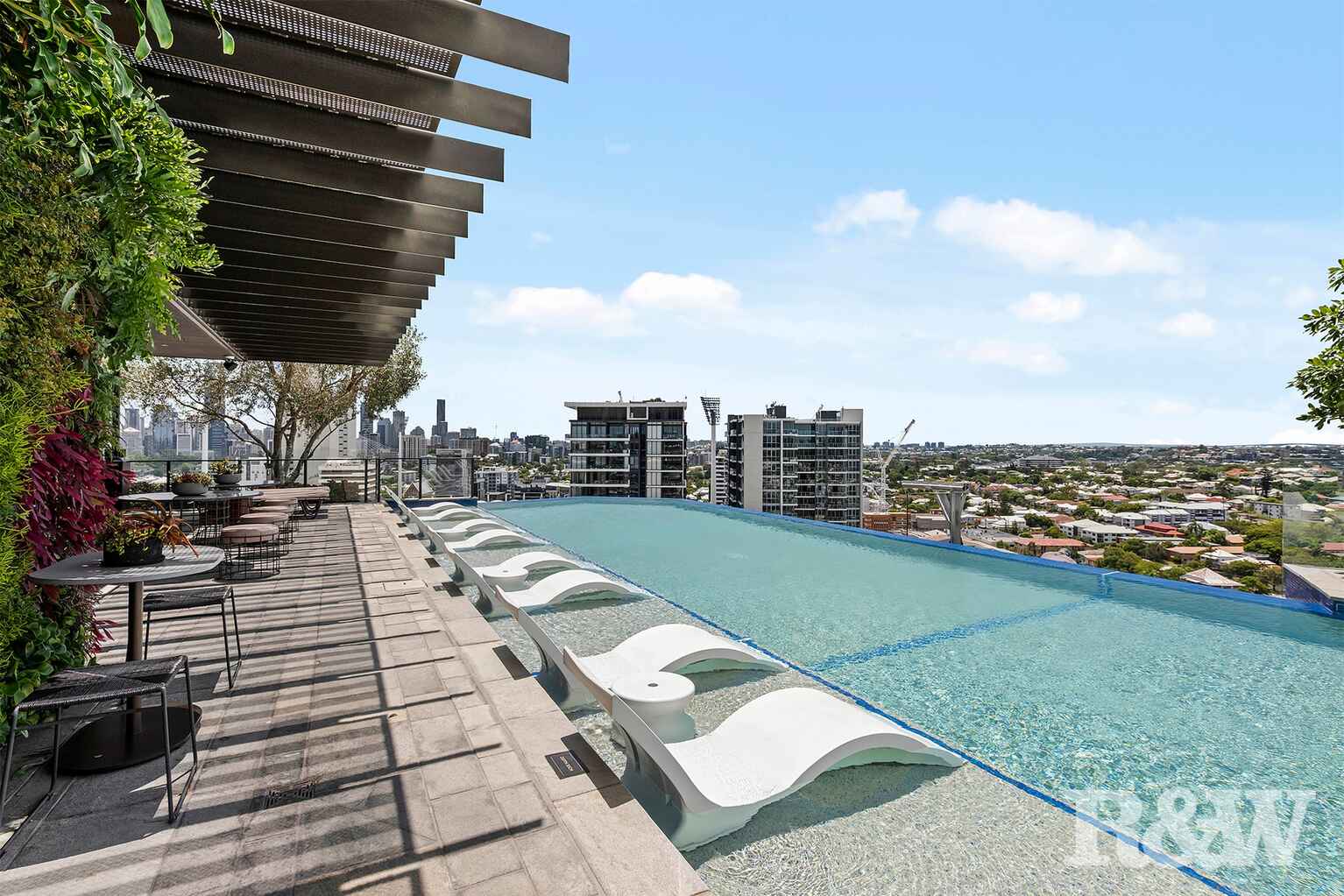 1705/62 Logan Road Woolloongabba 1705/62 Logan Road Woolloongabba