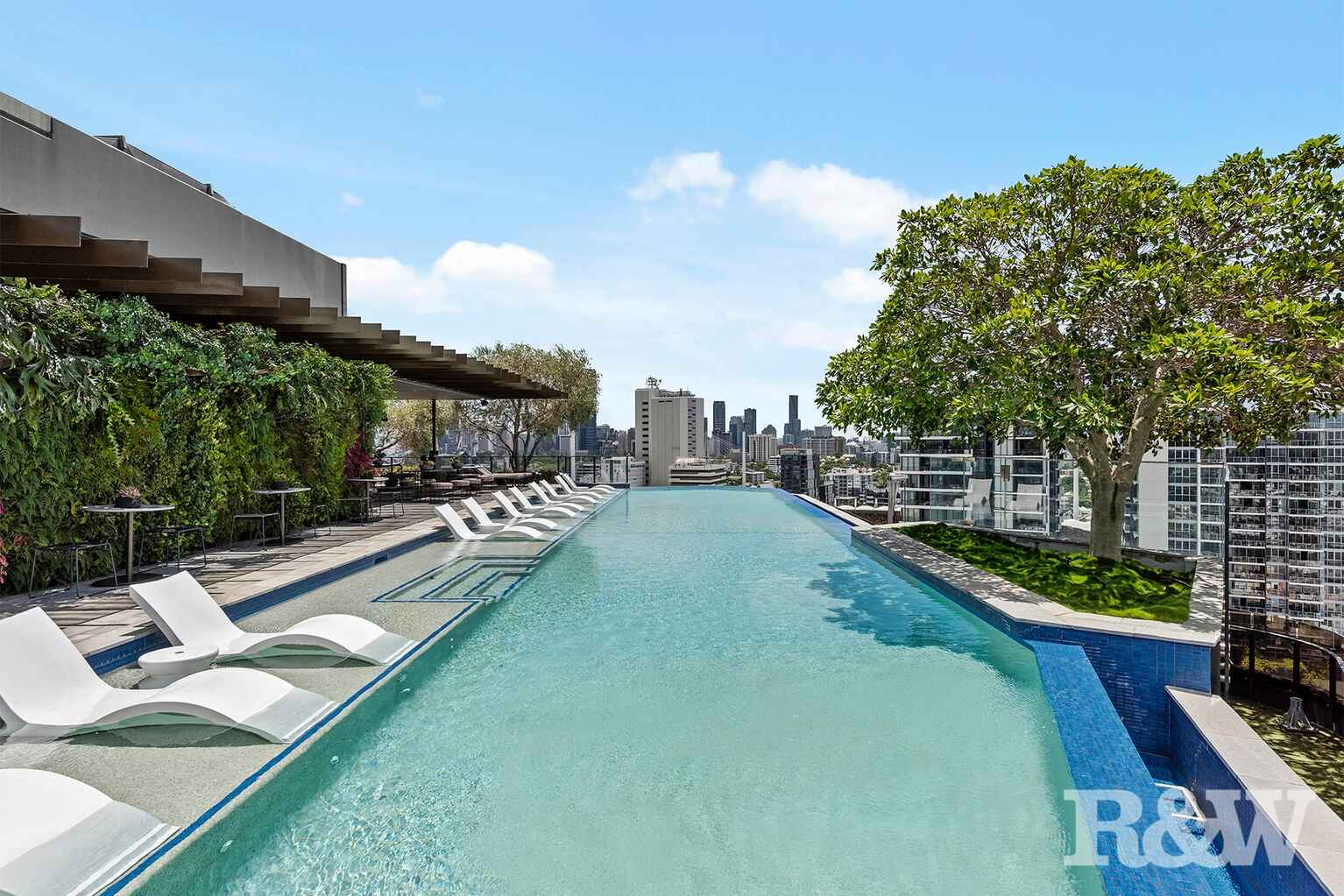 1705/62 Logan Road Woolloongabba 1705/62 Logan Road Woolloongabba