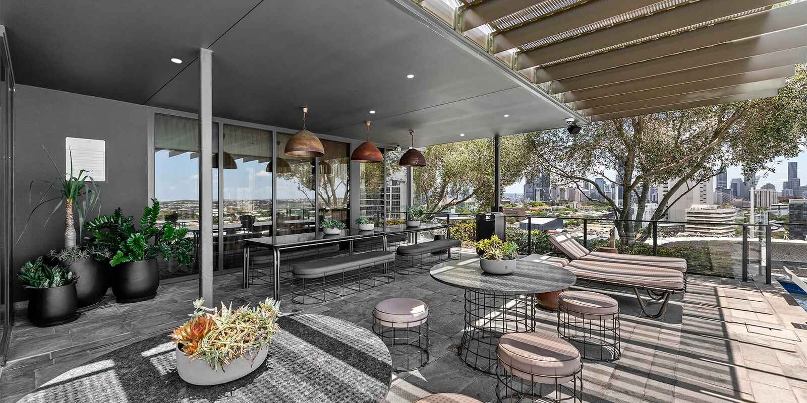 1705/62 Logan Road Woolloongabba 1705/62 Logan Road Woolloongabba