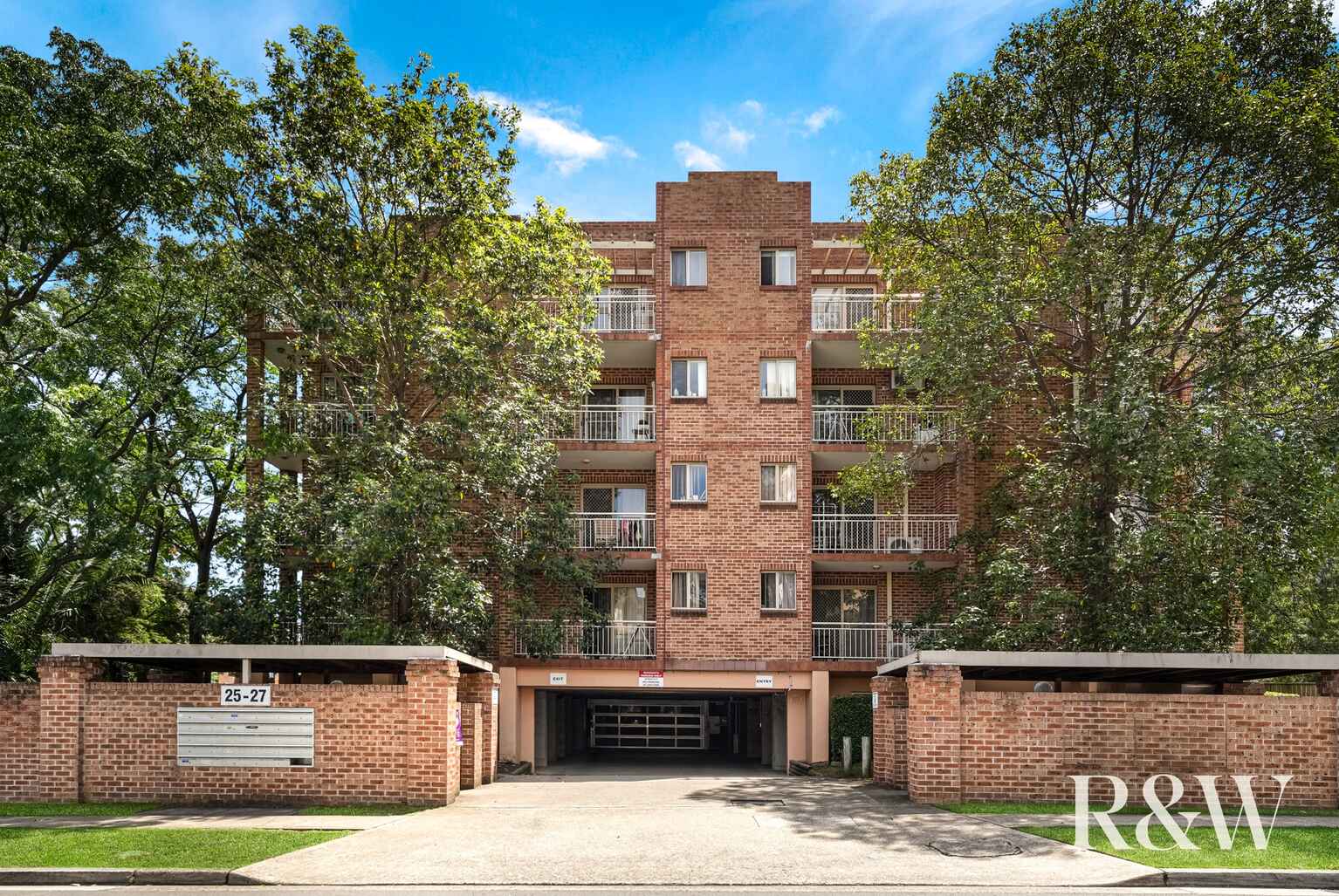 5/25-27 Fourth Avenue Blacktown