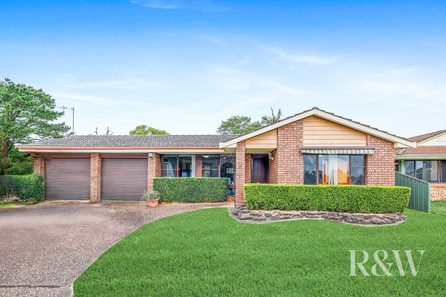 6 MONGON PLACE St Helens Park 6 MONGON PLACE St Helens Park