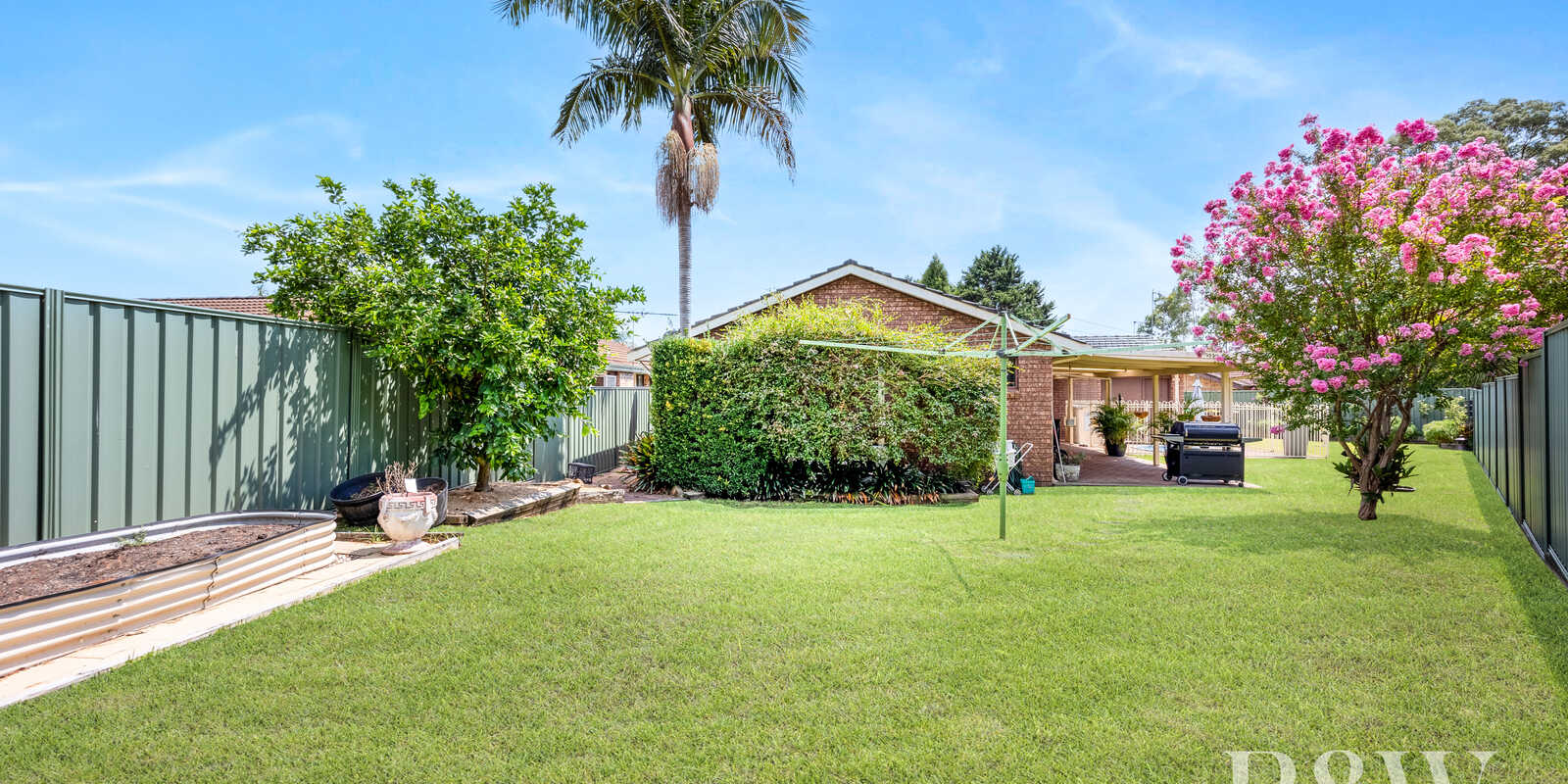 6 MONGON PLACE St Helens Park 6 MONGON PLACE St Helens Park
