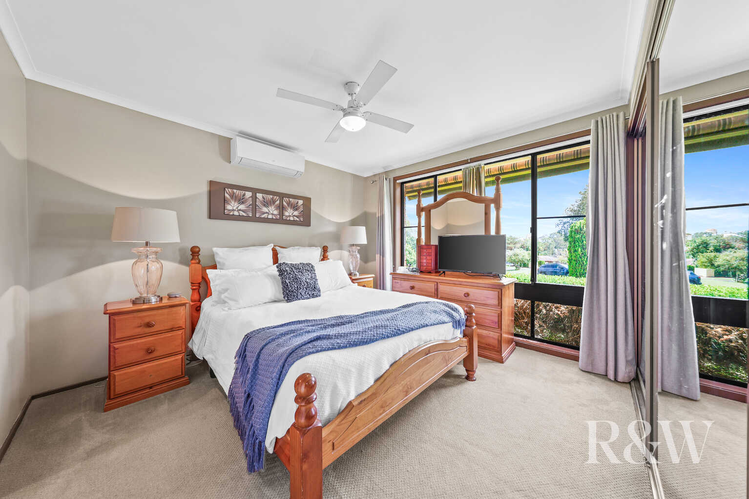6 MONGON PLACE St Helens Park 6 MONGON PLACE St Helens Park