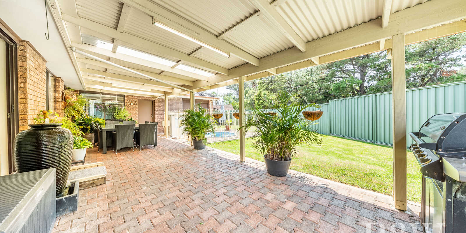 6 MONGON PLACE St Helens Park 6 MONGON PLACE St Helens Park