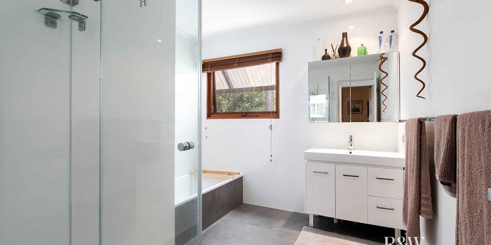 25 Sleepy Hollow Drive Noosa Heads 25 Sleepy Hollow Drive Noosa Heads