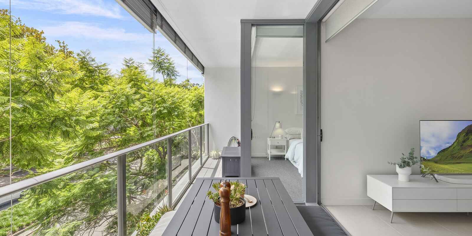 64/68 Sir John Young Crescent Woolloomooloo