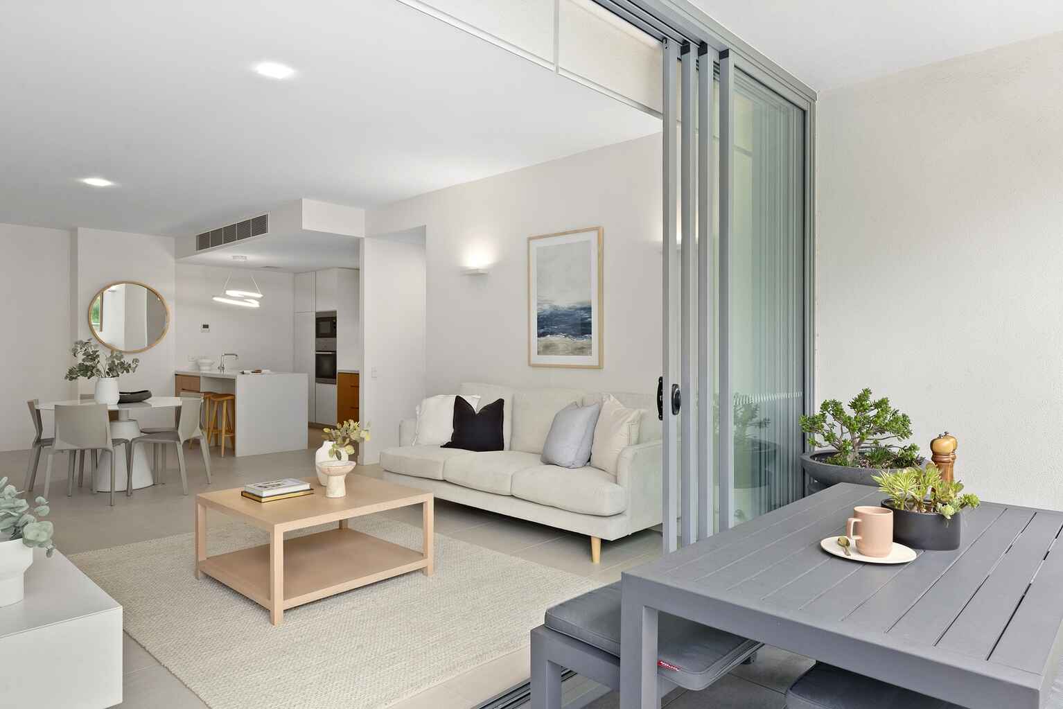 64/68 Sir John Young Crescent Woolloomooloo