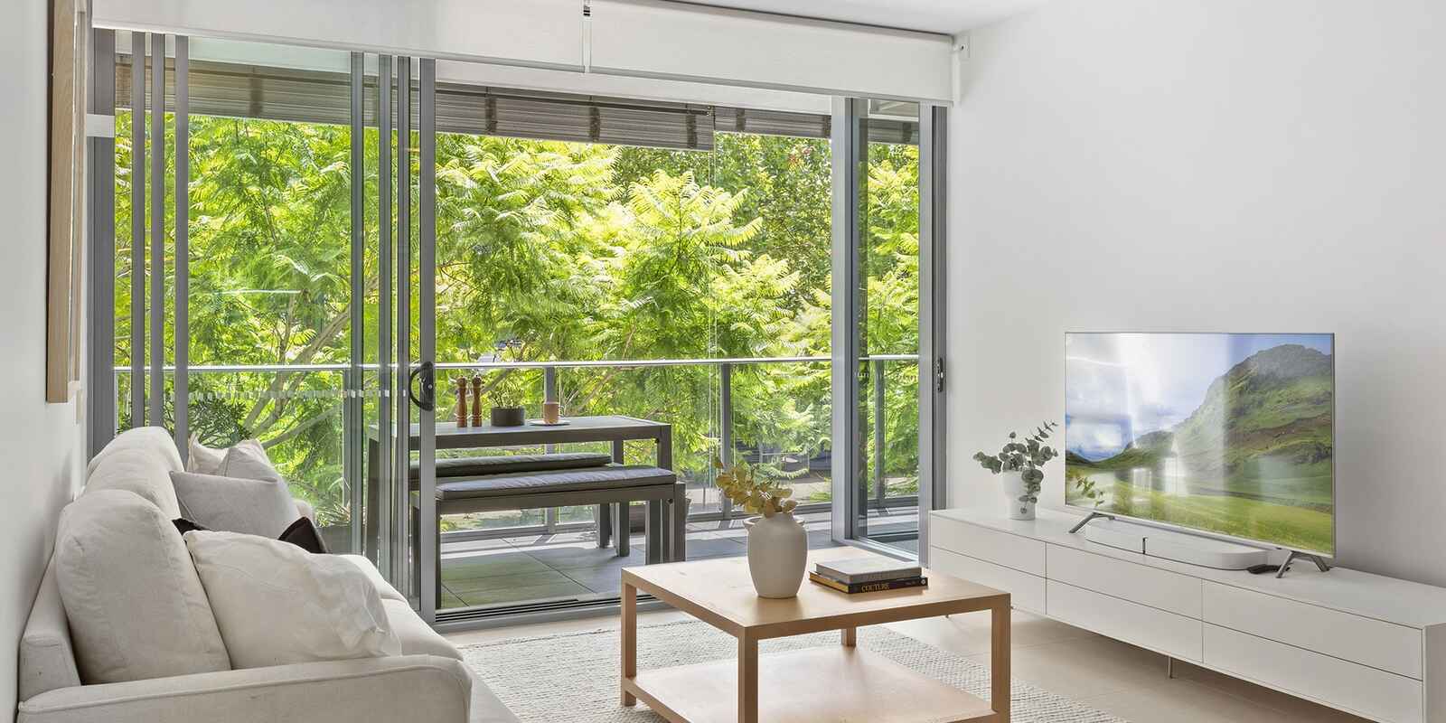 64/68 Sir John Young Crescent Woolloomooloo