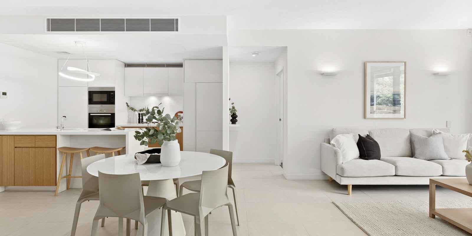 64/68 Sir John Young Crescent Woolloomooloo