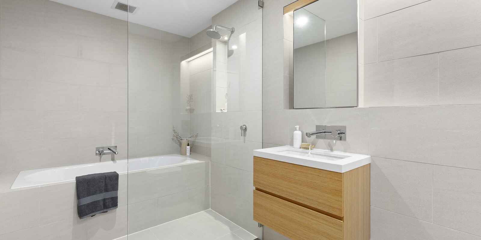 64/68 Sir John Young Crescent Woolloomooloo