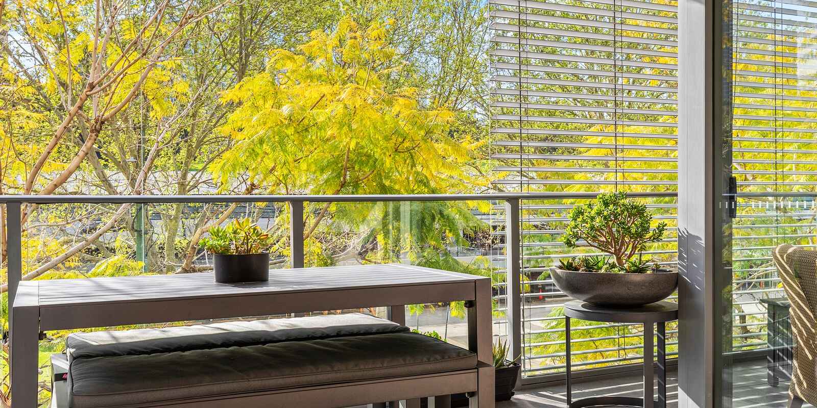 64/68 Sir John Young Crescent Woolloomooloo