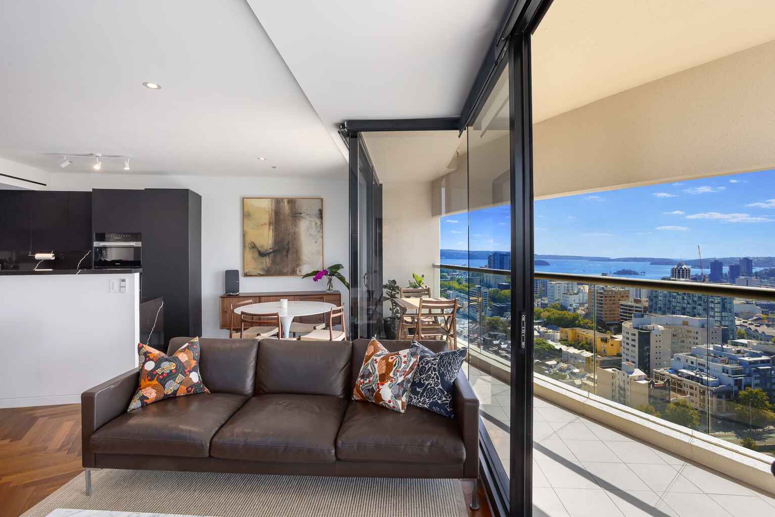 2305/184 Forbes Street Darlinghurst