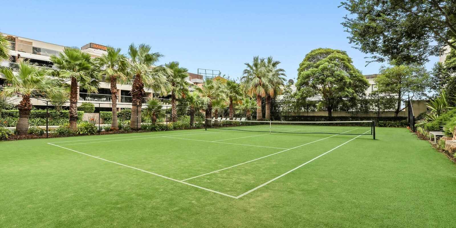 2305/184 Forbes Street Darlinghurst