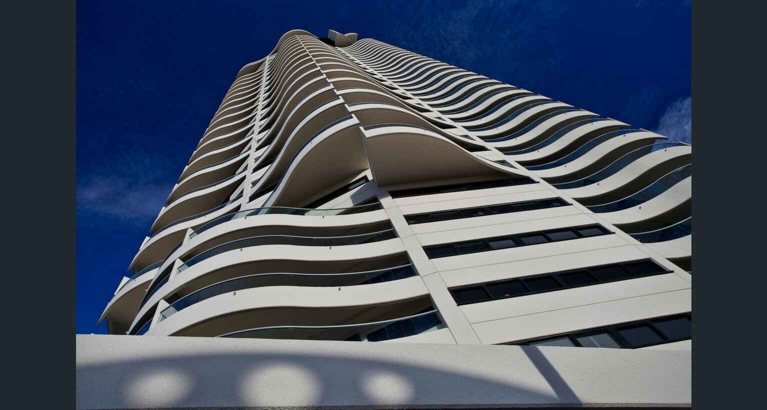 2305/184 Forbes Street Darlinghurst