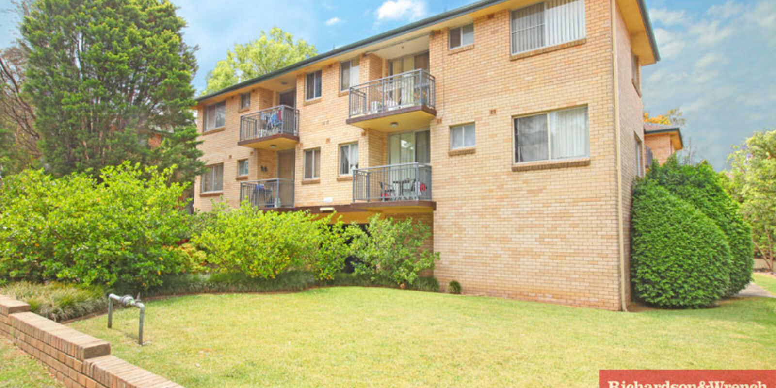 1/15-17 Marsden Street Parramatta