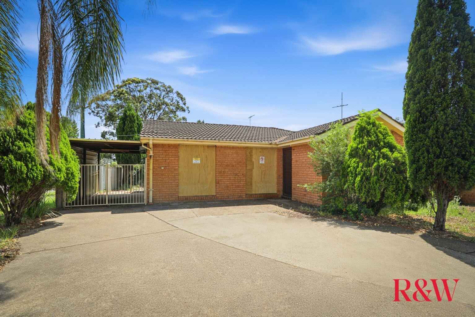 1 Kingsley Grove Kingswood