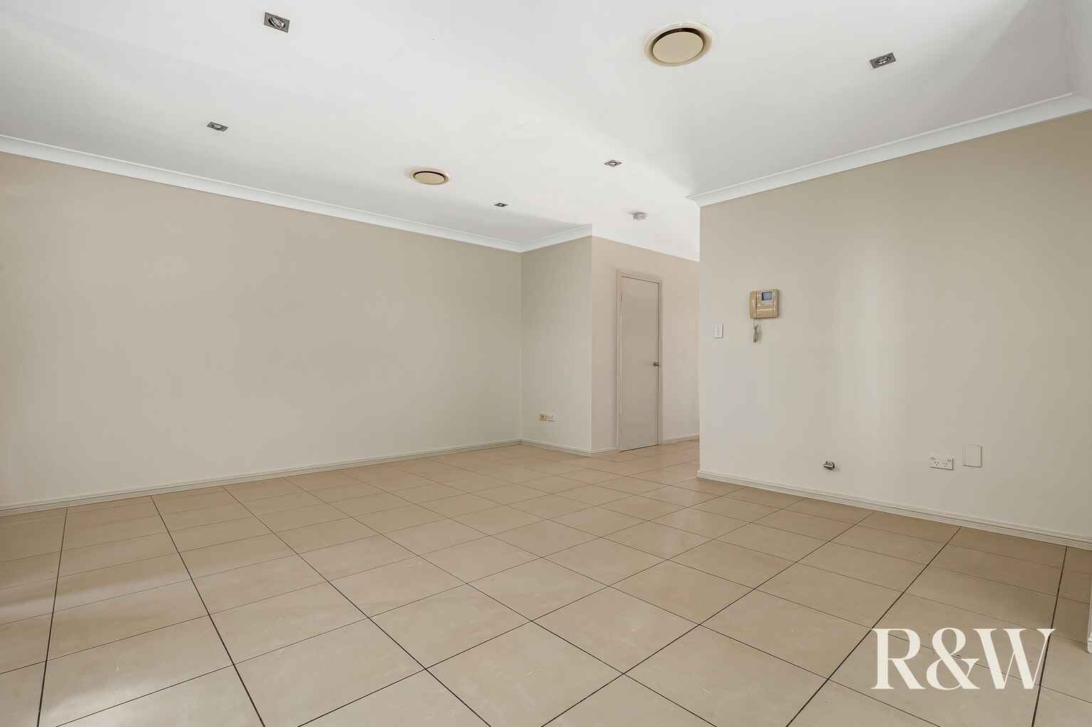 2/1 Victoria Road Rooty Hill