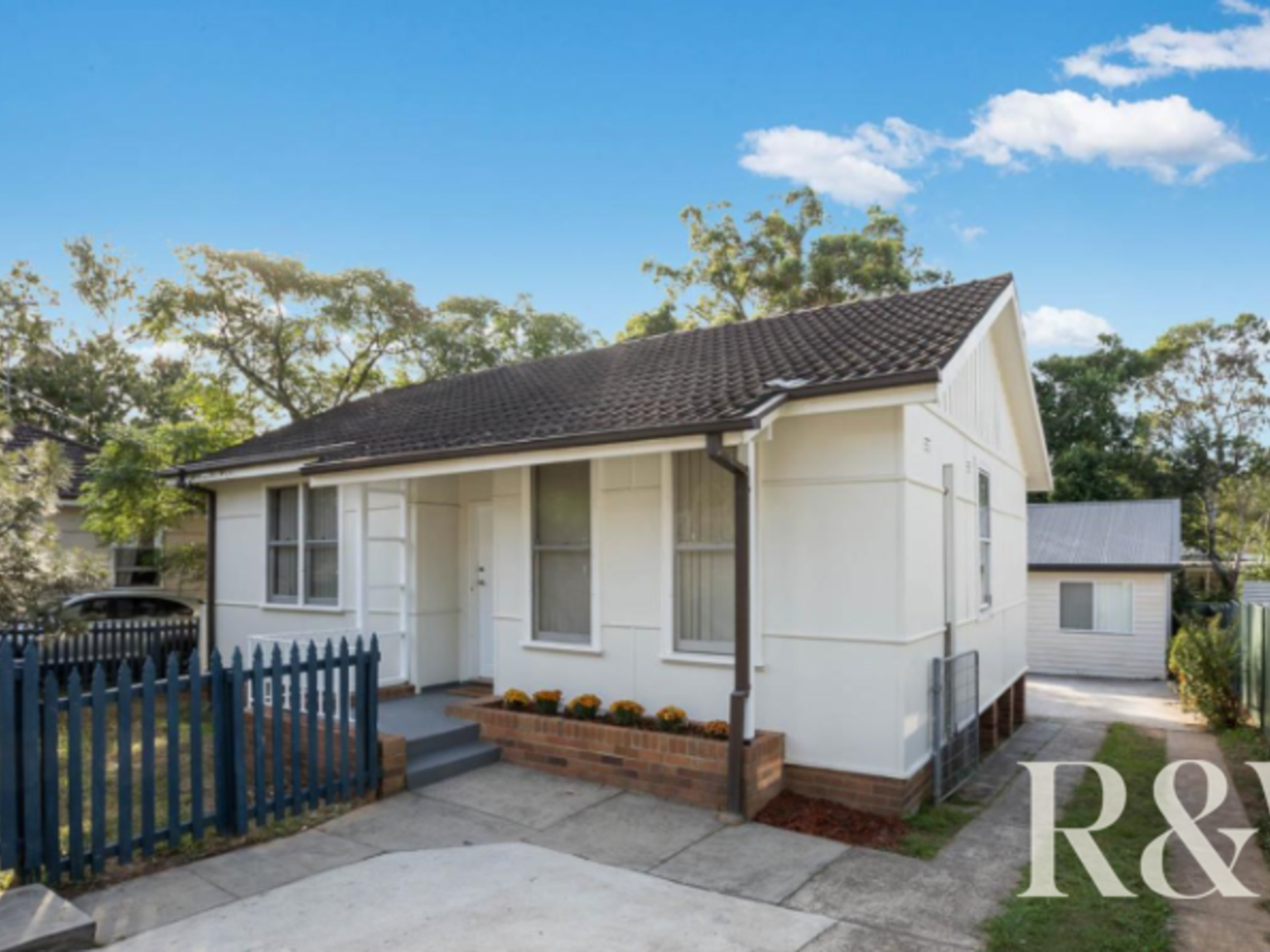 27 Moffat Drive Lalor Park