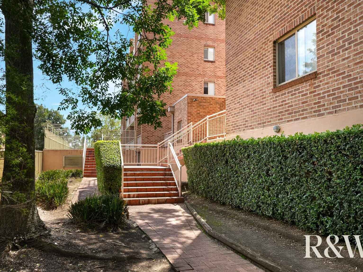 5/25-27 Fourth Avenue Blacktown