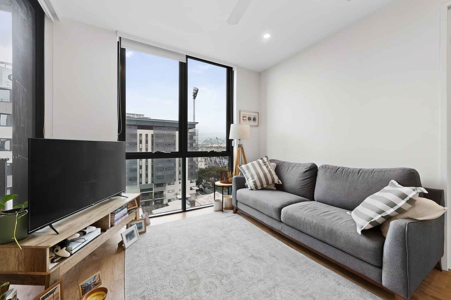 610/18 Duke Street Kangaroo Point 610/18 Duke Street Kangaroo Point