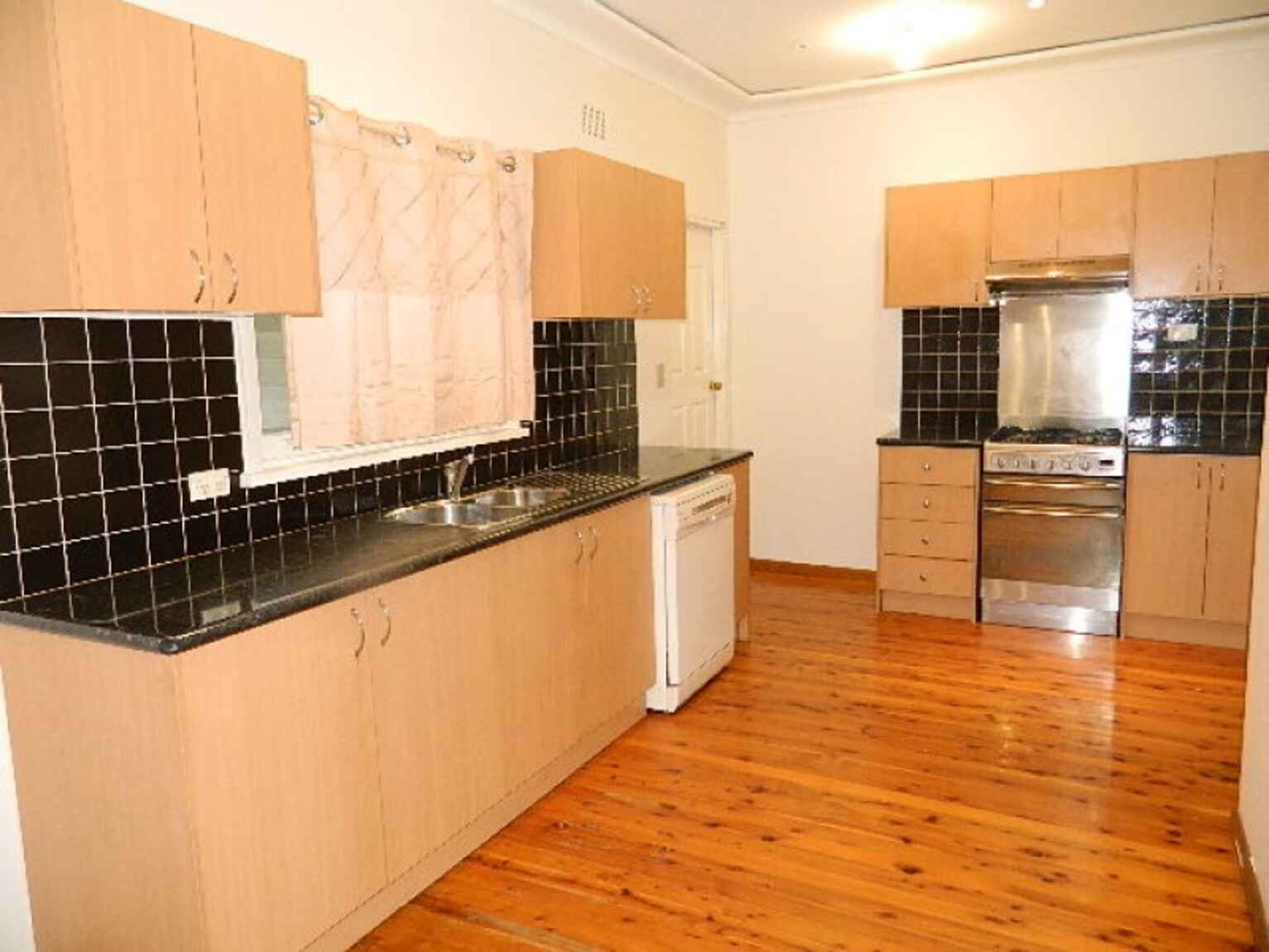 121 Webster Road Lurnea