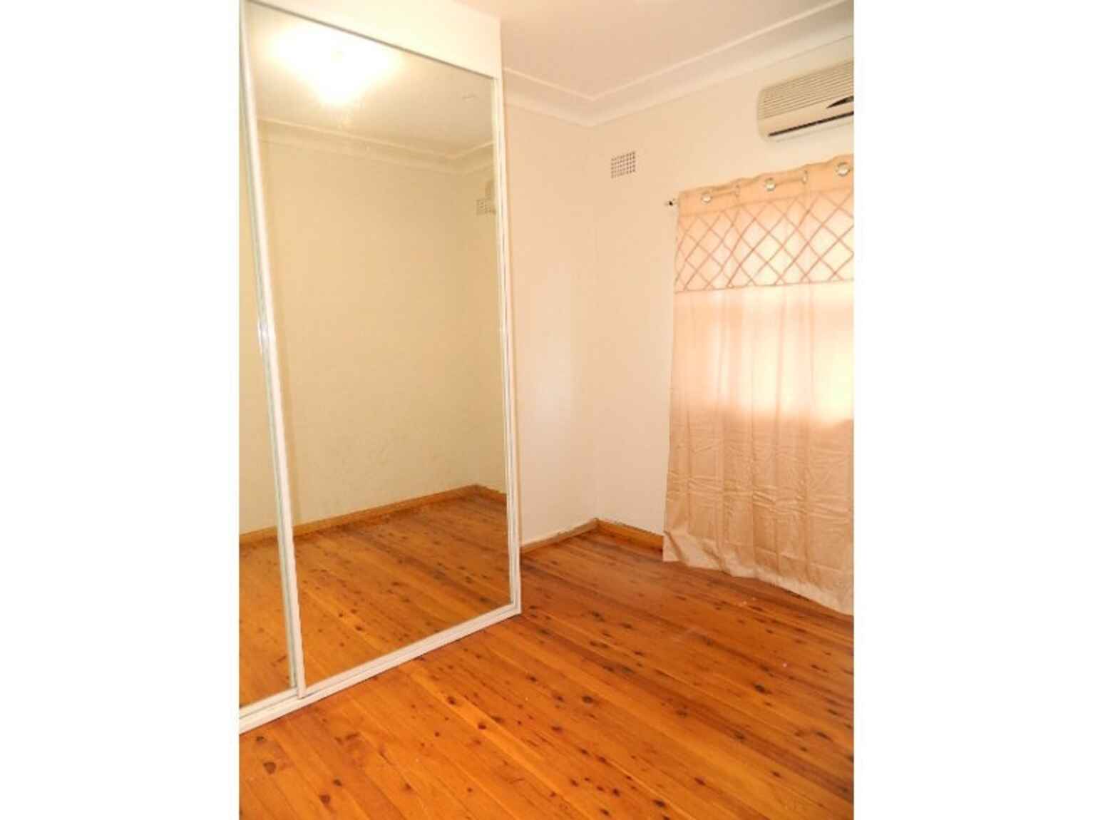 121 Webster Road Lurnea