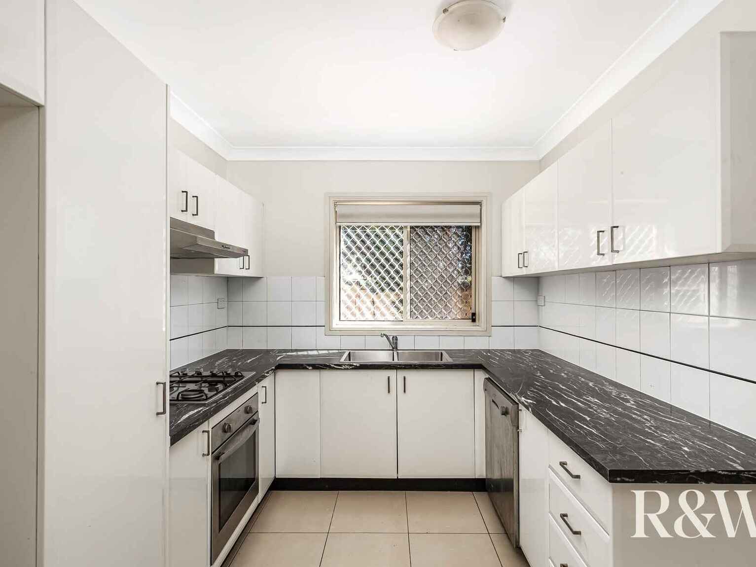 2/1 Victoria Road Rooty Hill
