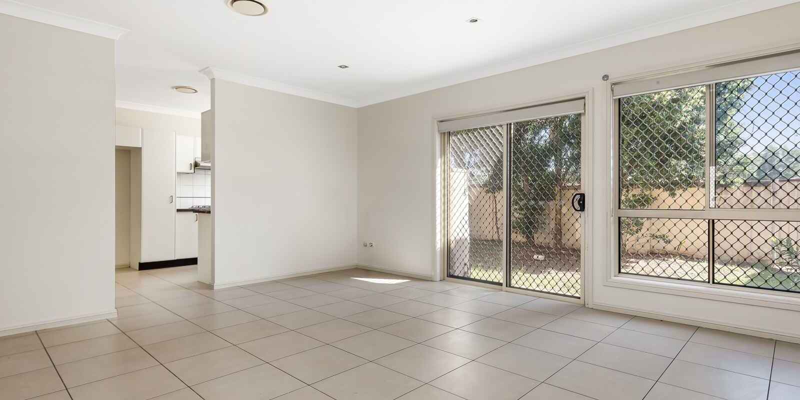 2/1 Victoria Road Rooty Hill