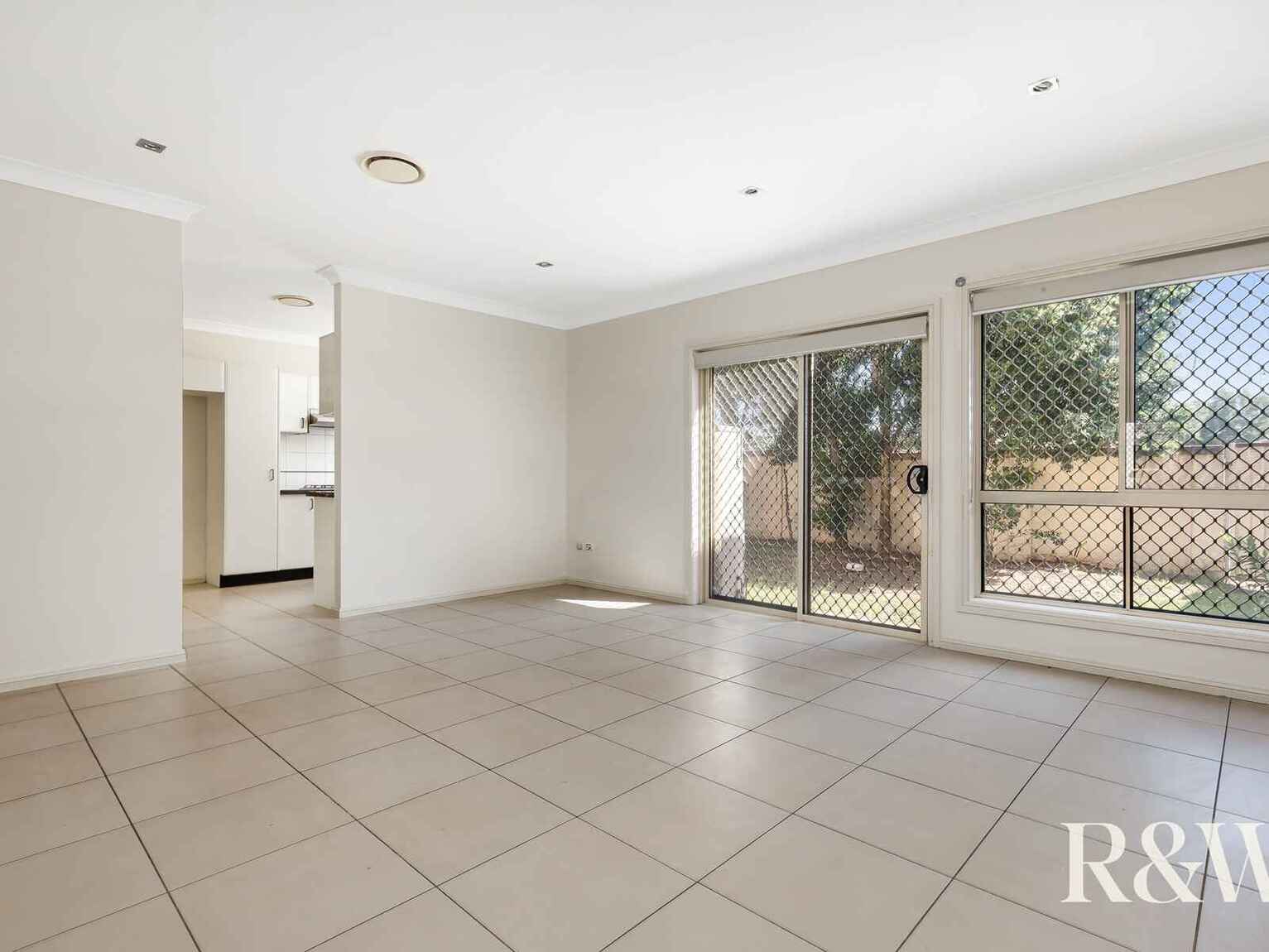 2/1 Victoria Road Rooty Hill