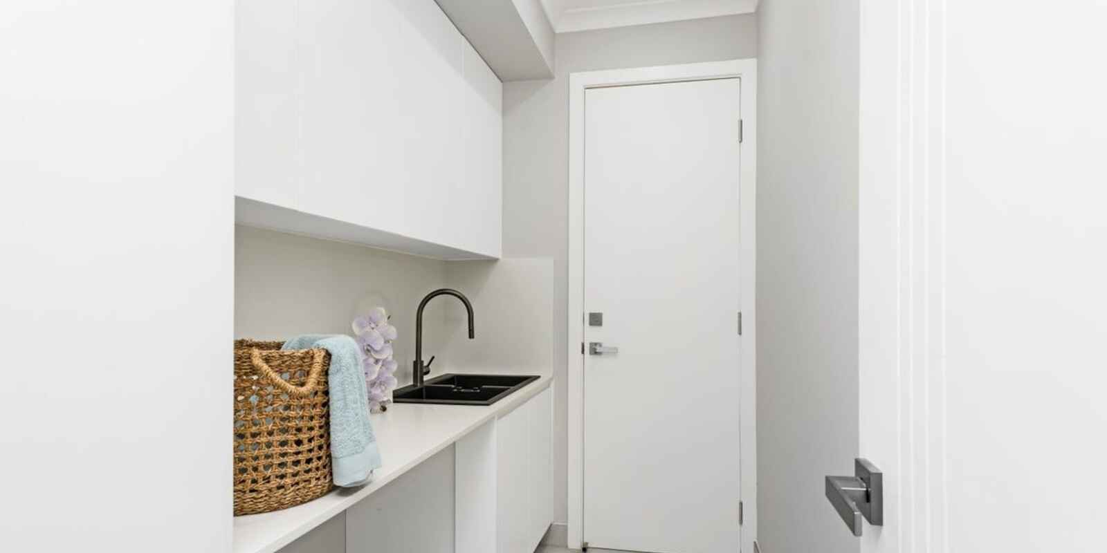 9 Carnamah Road Austral