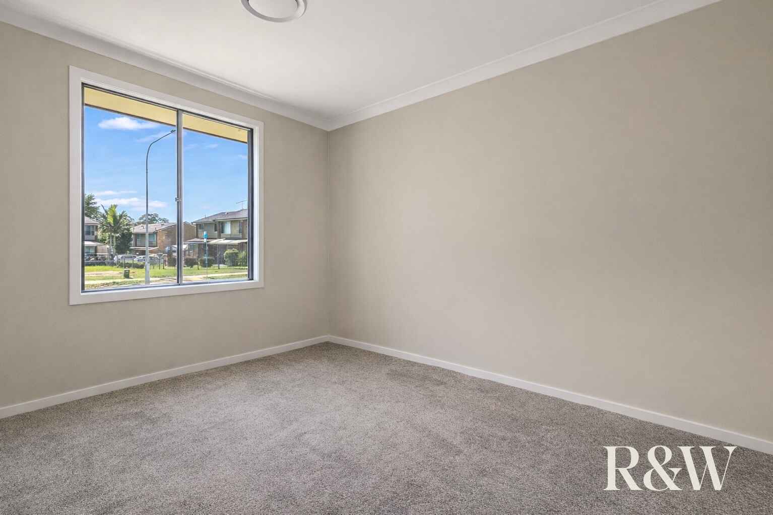 2 CASSIO WAY Rosemeadow