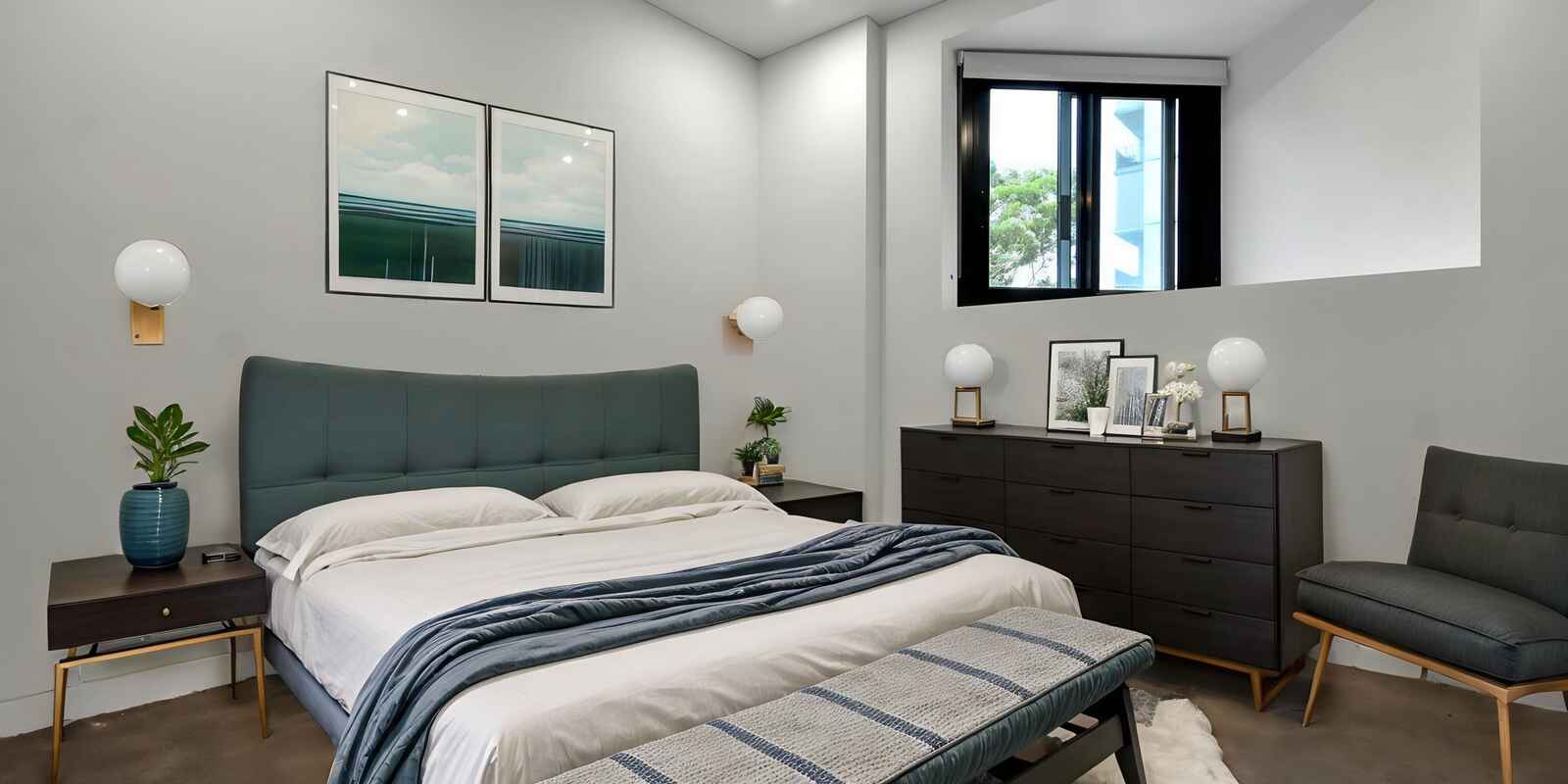 LW03/16A Llandaff  Bondi Junction