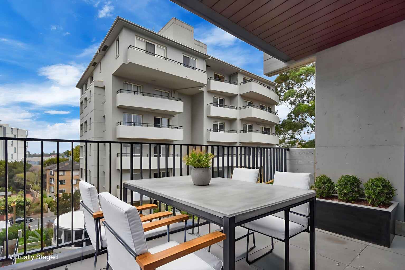 LW03/16A Llandaff  Bondi Junction